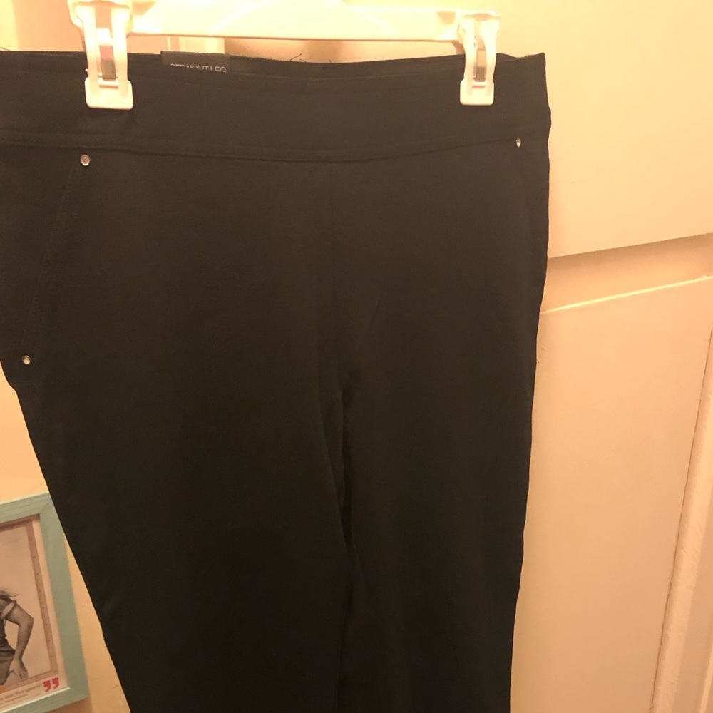 NEW INC Straight Leg Curvy Fit Black Pants